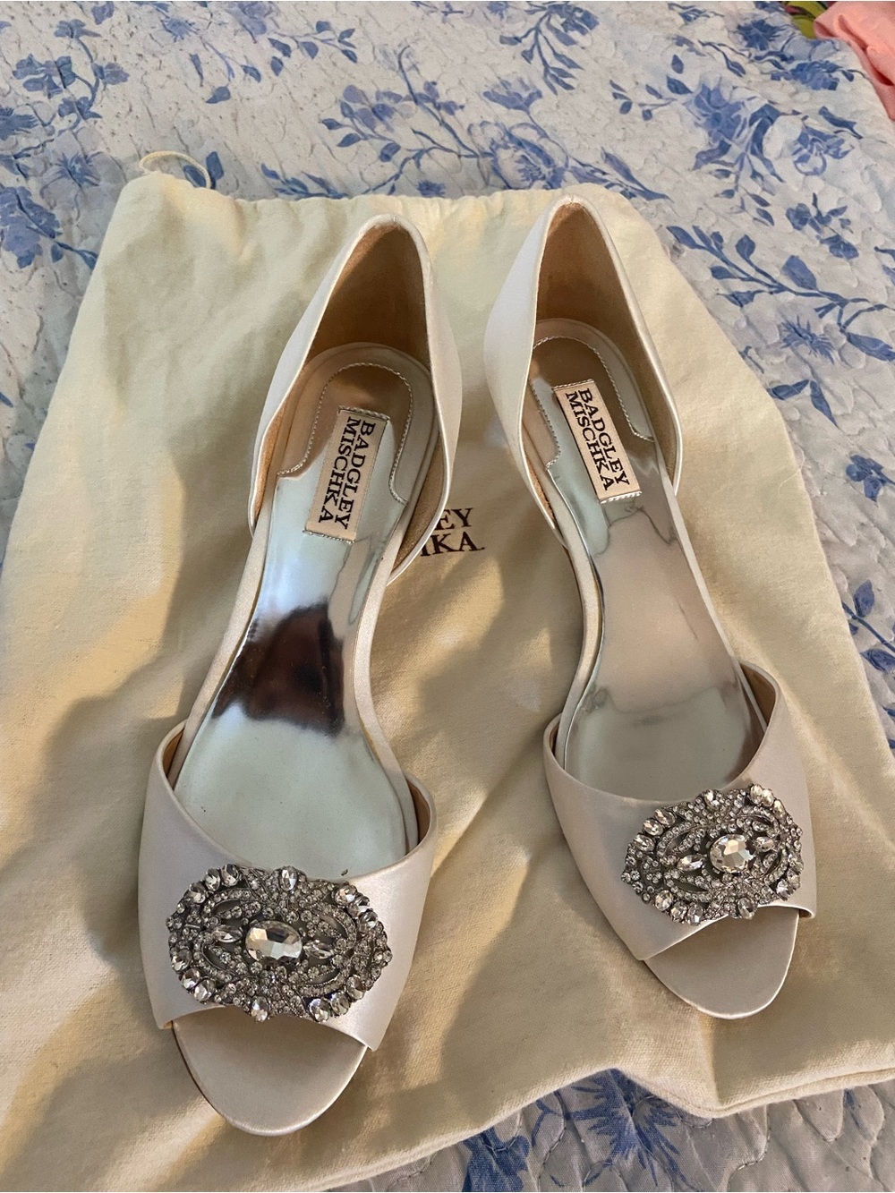 Badgley Mischka Cream Satin Peep-Toe Heels with Crystal Brooch
